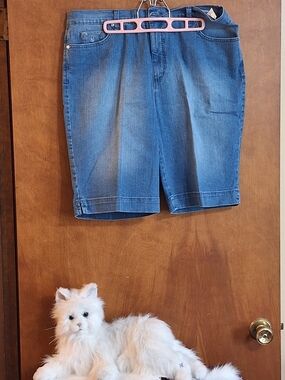 Gloria Vanderbilt Blue Denim Bermuda Shorts